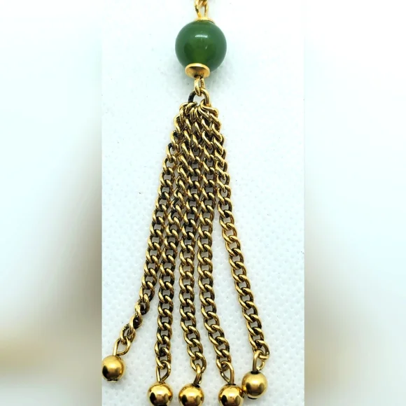 Elegant Brooch Gold Plated and Red